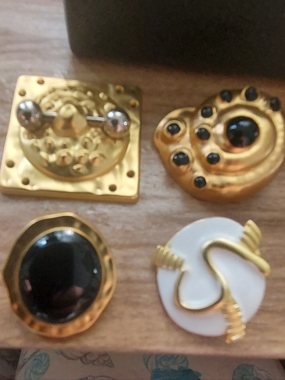 Schiaparelli 4 buttons brooch,from Paris